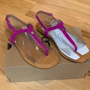 UGG women’s size 6 sandals
